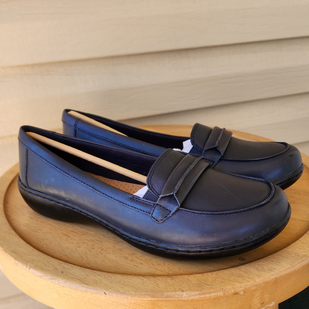 Clarks Ashland Lily navy blue loafer - Picture 5 of 9